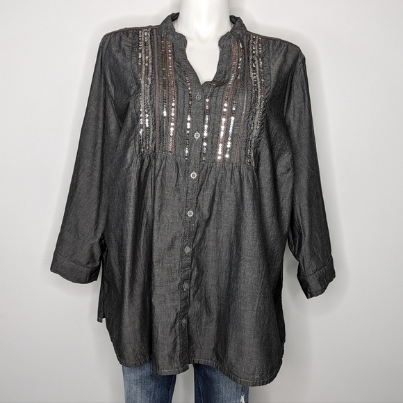 ✨3/$15  NWT Essentials grey sequin accent button down long sleeve top 4X - Picture 1 of 8